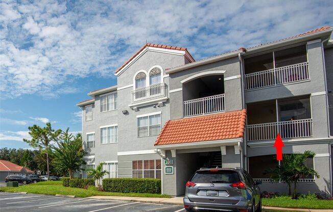 Very nice 2bed/1bath condo on 2nd floor in gated Enclave at Richmond place in New Tampa!