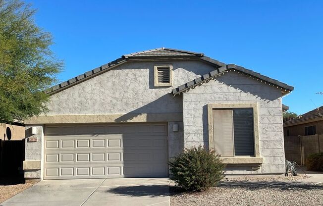 PRIVATE POOL, ADORABLE 3 Bedroom/2 Bath in Dobson Place