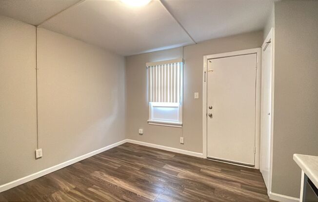 7207 Grandview Ave – Historic Studio & 1-Bed Apartments in Olde Town Arvada