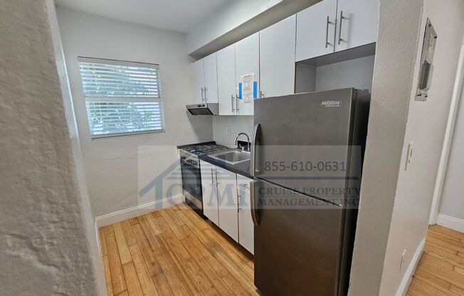 1 bed, 2 baths, 770 sqft, $1,725, Unit 17