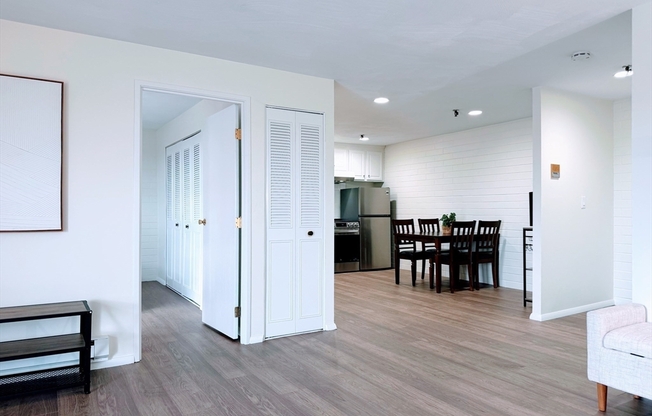 1 bed, 1 bath, 765 sqft, $2,100, Unit 816
