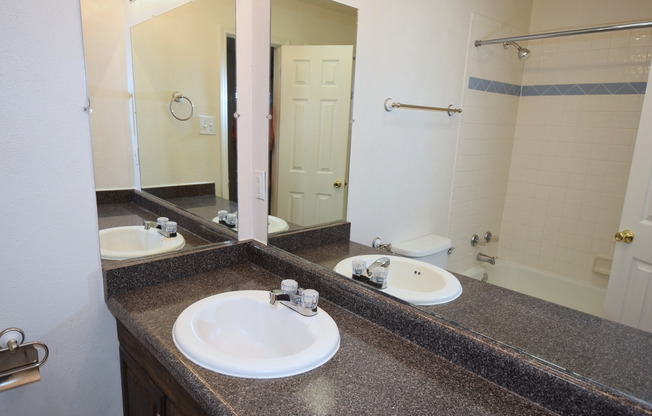 Wonderful 3 bed 2 bath home!