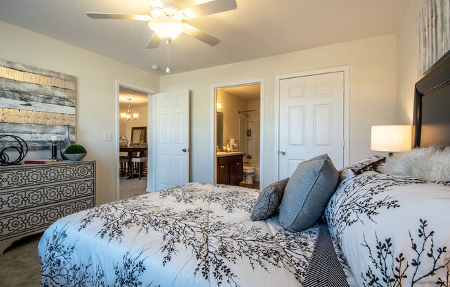 Spacious Bedroom at Killian Lakes Apartments and Townhomes, Columbia, South Carolina