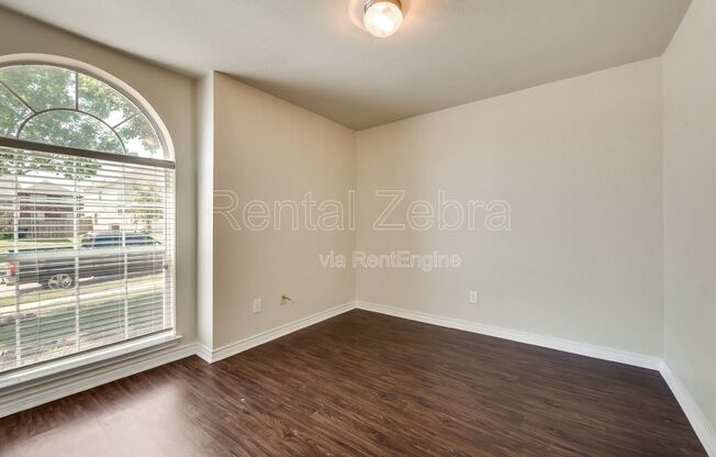 4216 SUMMERSWEET LN