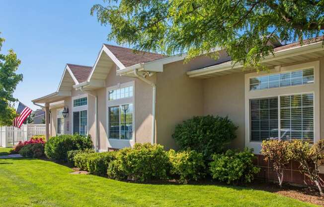 Oakstone | Clearfield Apartments