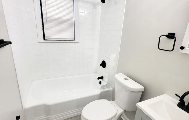 1 bed, 1 bath, 650 sqft, $1,195, Unit 11-1652