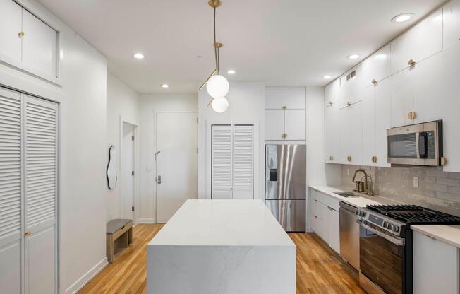 258 SAINT NICHOLAS AVE