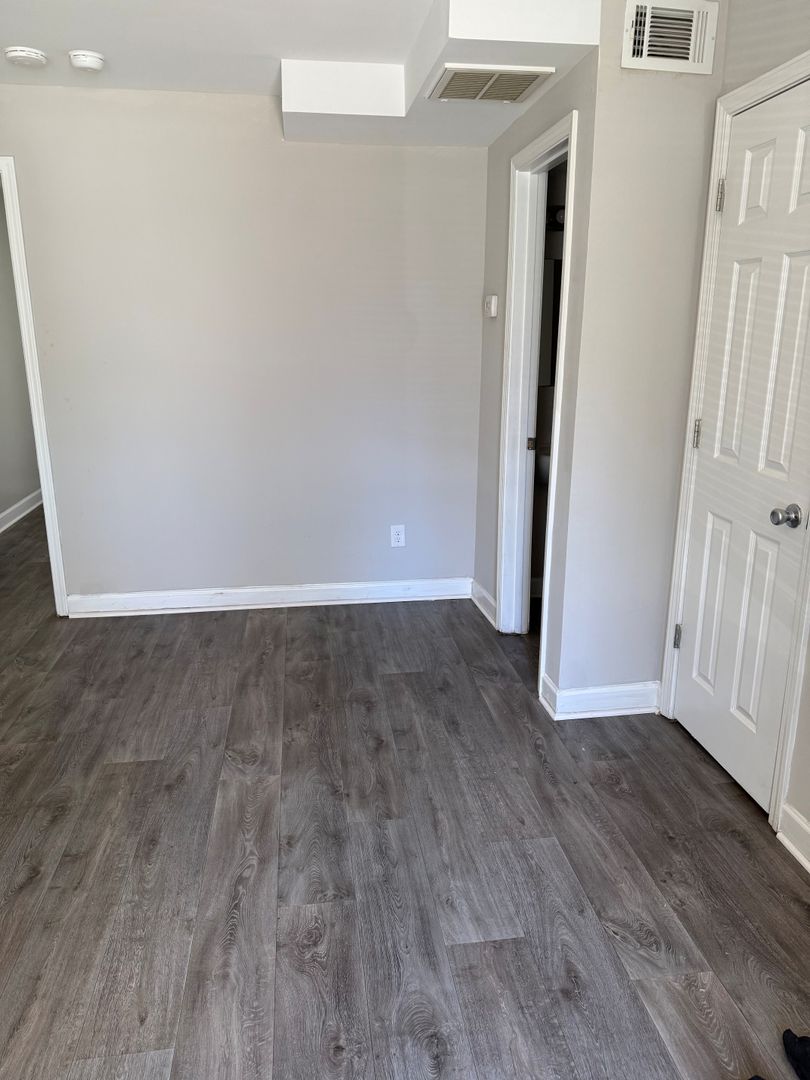 Rowan Street Apartments