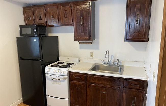 Studio, 1 bath, $1,350, Unit 45