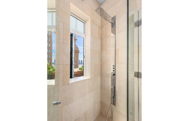 1 bed, 1 bath, $6,500, Unit PH14