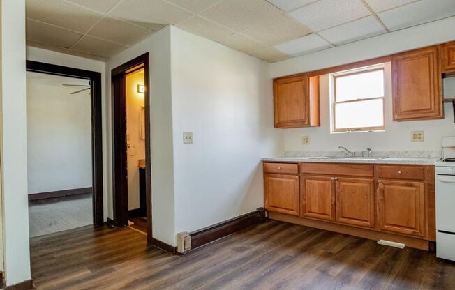 1418 Lenz Ave Ambridge