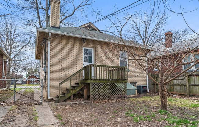 Spacious 1 Bed 1 Bath House off of Eastern Parkway