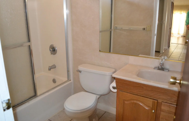 3 beds, 2 baths, $1,750