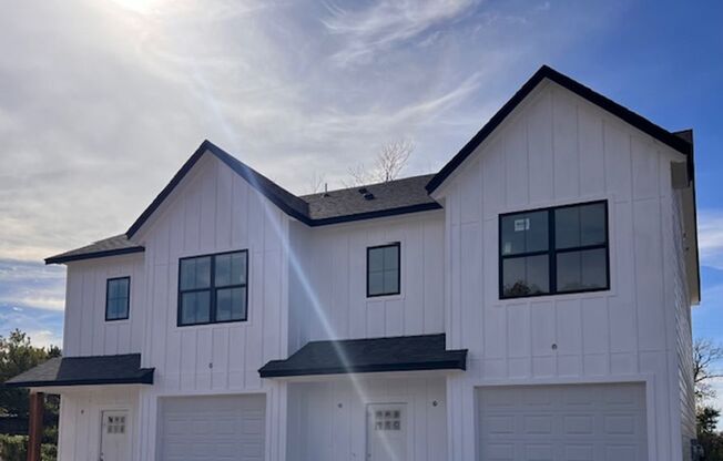 Norman - Close to Campus! 3 Bed, 2.5 Bath with 1-car garage. New Construction.