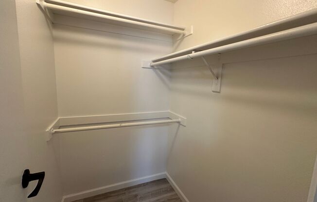 1 bed, 1 bath, 633 sqft, $1,540, Unit 240