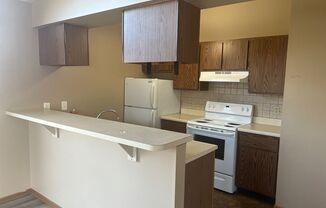 2 beds, 1 bath, $975, Unit #2