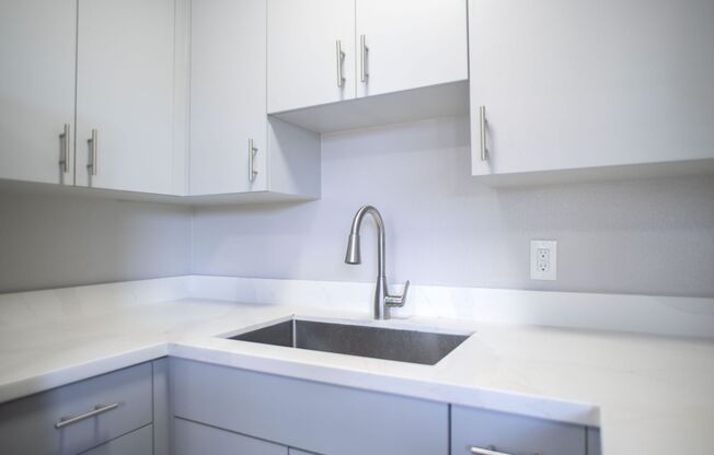 1 bed, 1 bath, 453 sqft, $1,925, Unit 035