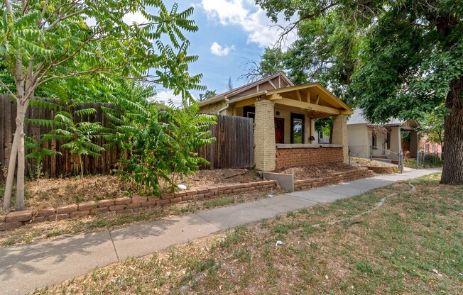 2 beds, 2 baths, $2,750