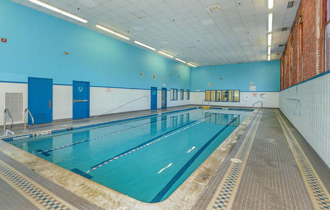 Indoor pool | Bigelow Commons