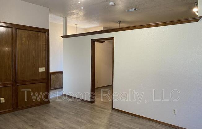 1121 SW 100 TERRACE