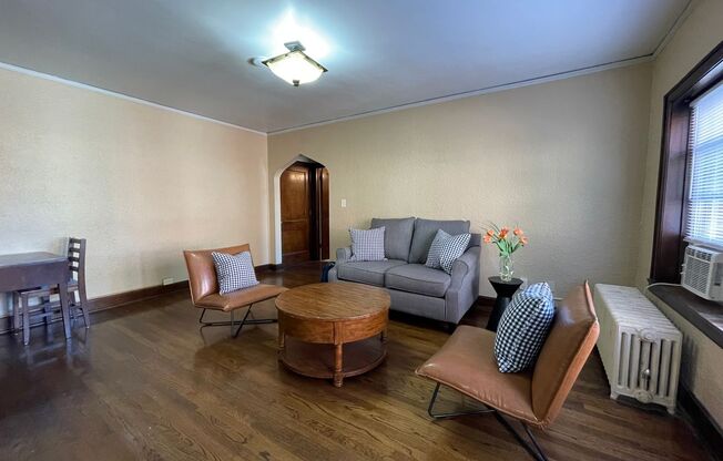 1 bed, 1 bath, 650 sqft, $895, Unit Unit 306 A650