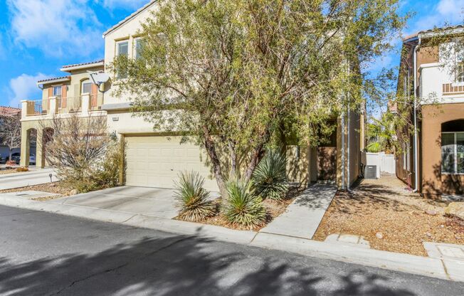 Spacious 4-Bedroom Home with Loft & Open Floor Plan!