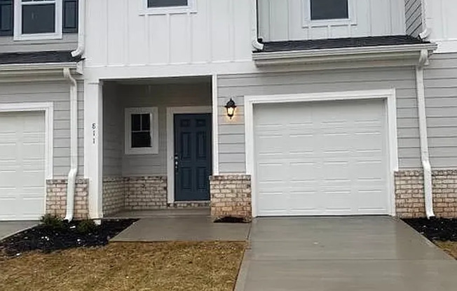 3 Bedroom 2.5 Bath Townhome available  In Greer!!!