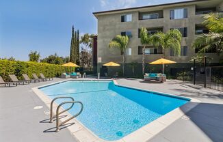 Penthouse Apartments | Free Garage Parking | New Specials