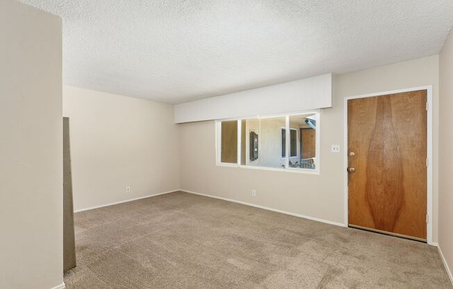 3525 REYNARD WAY
