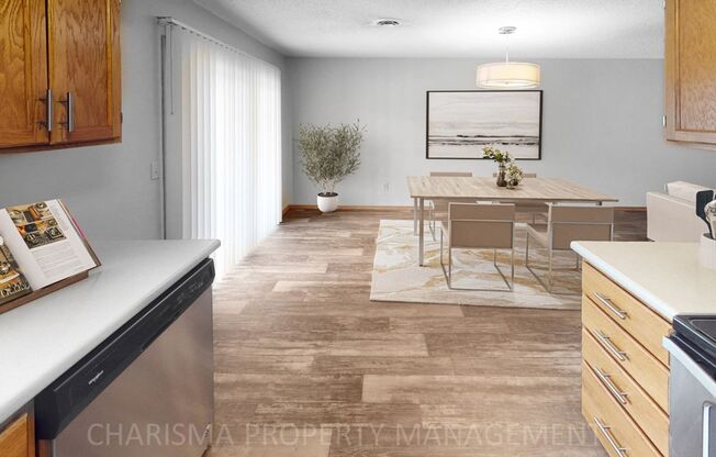 620/626 N Sycamore Ave