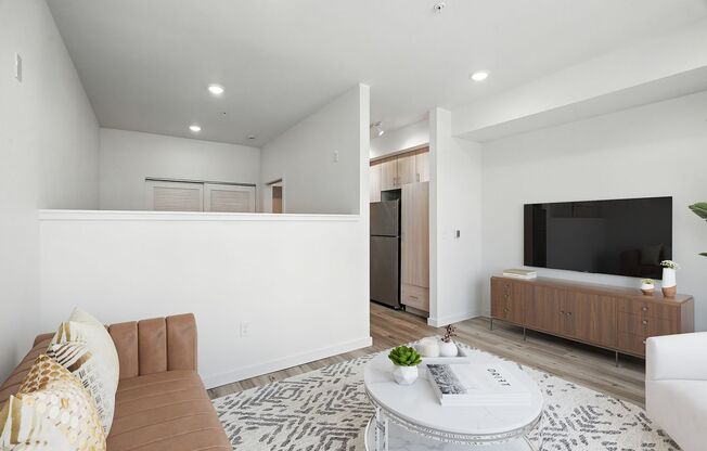 1 bed, 1 bath, 549 sqft, $1,350, Unit 406