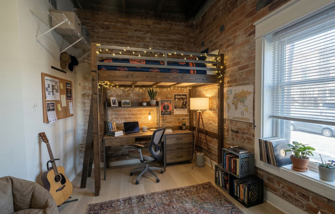 3 beds, 2 baths, 905 sqft, $945, Unit 301 BTB - A