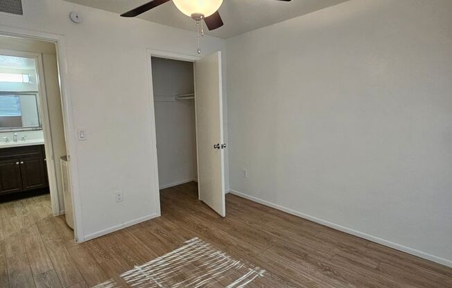 2 beds, 1 bath, 880 sqft, $1,350, Unit 113