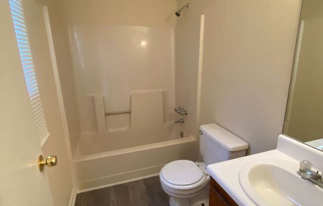 2 Bedroom 2.5 Bath Townhome in Austell