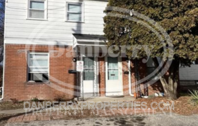 3031 DOUGLAS RD