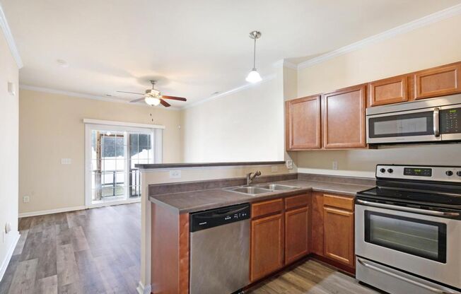 2 beds, 2.5 baths, $1,300