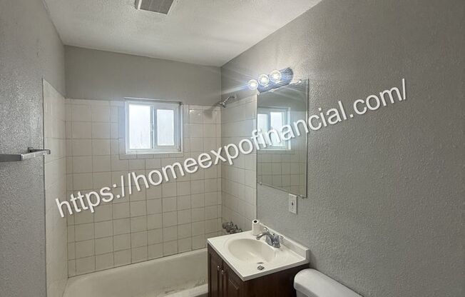 3 beds, 1 bath, $2,195