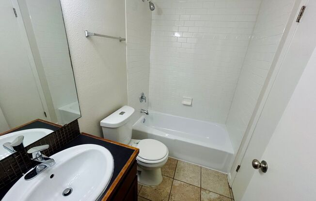 2 beds, 1 bath, 856 sqft, $1,499, Unit WIL-201