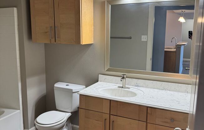 2 beds, 2 baths, 947 sqft, $1,399, Unit 3A-1305