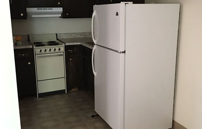 1 bed, 1 bath, 600 sqft, $680, Unit I7