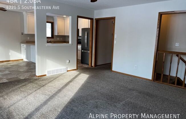 4221 S SOUTHEASTERN AVE