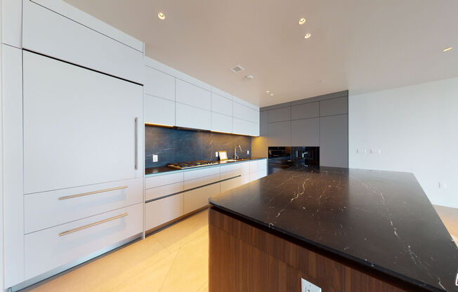 2 beds, 2.5 baths, 2,802 sqft, $18,995, Unit PH15