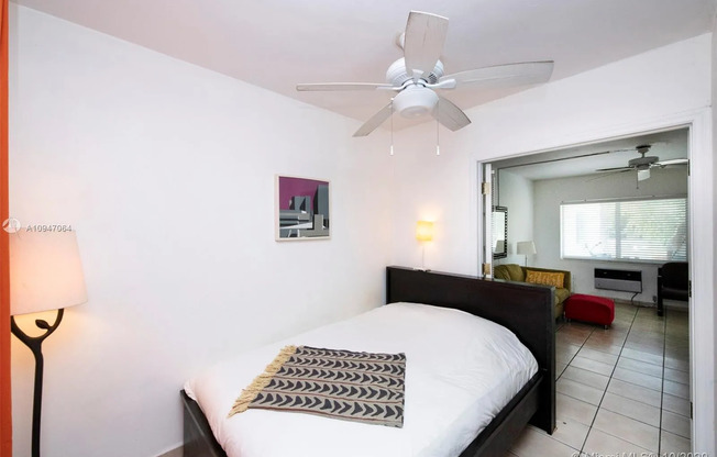 641 Espanola Way