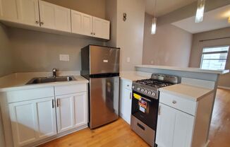 SOMA! 1 Bedroom in the center of it all!