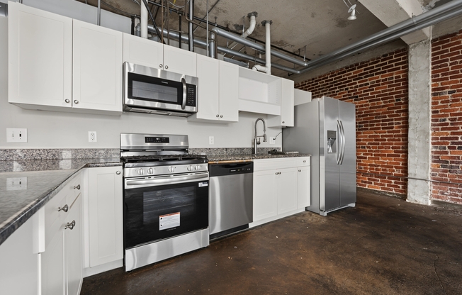 95 FORSYTH ST