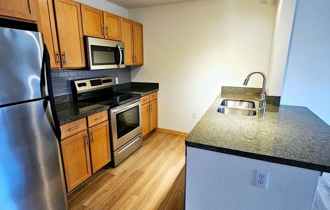 1 bed, 1 bath, 729 sqft, $1,625, Unit 311