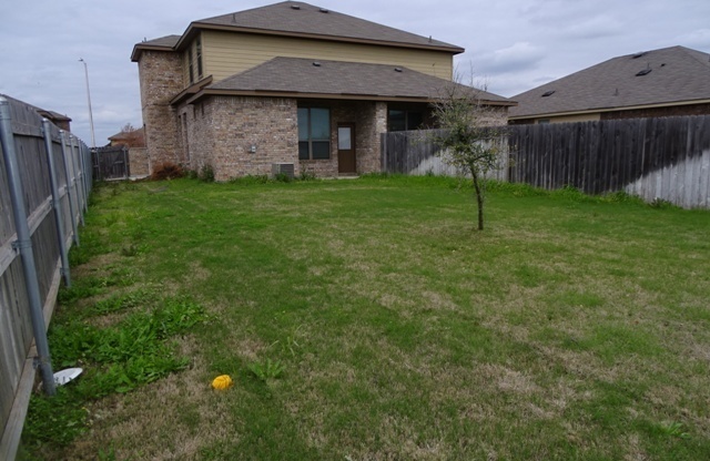 3 beds, 2.5 baths, $1,695
