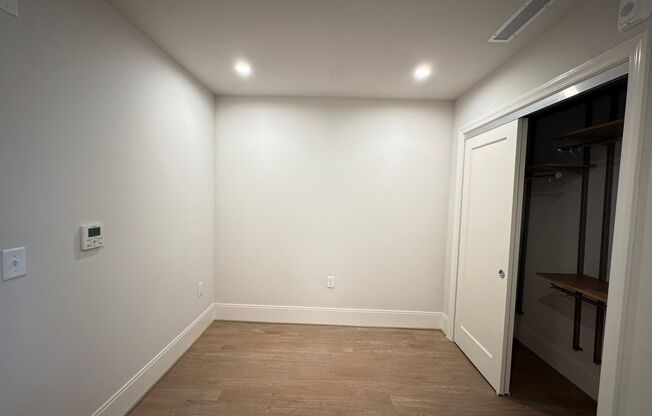 1 bed, 1 bath, $3,000, Unit 419