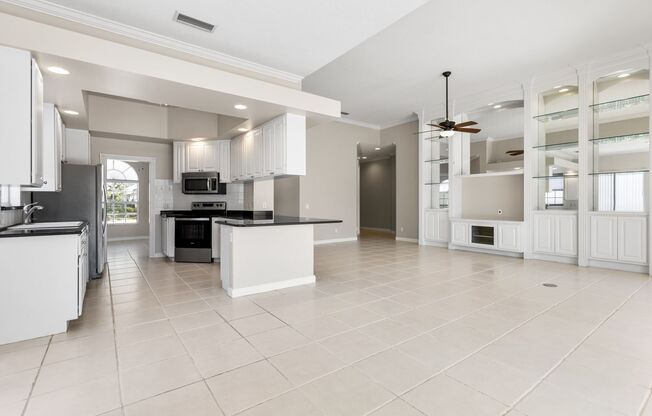 ** ISLAND WALK ** 3 BED + DEN / 2.5 BATH - POOL HOME - AMAZING AMENITIES - PET OK - ANNUAL RENTAL