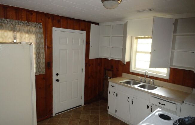 320 Old Shaw Rd.